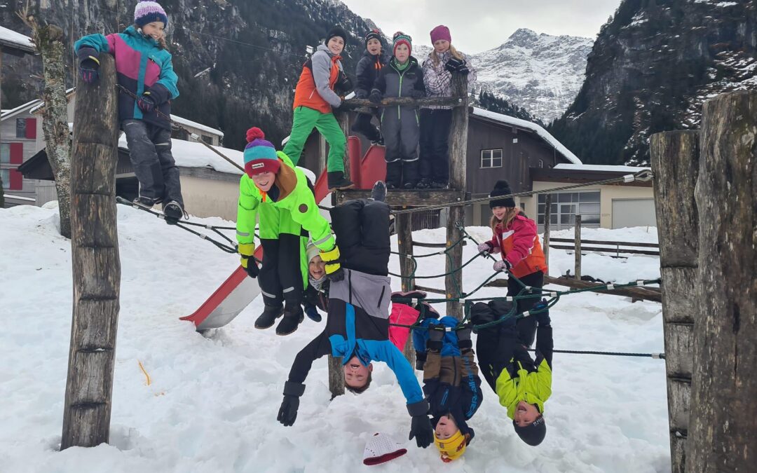 Winterspiele zum Jahresabschluss, Primarschule Unterschächen